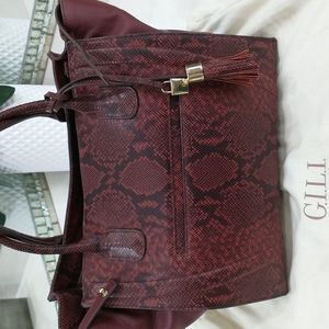 New* G.I.L.I TOTE Bag Italian pebble leather and snake embossed